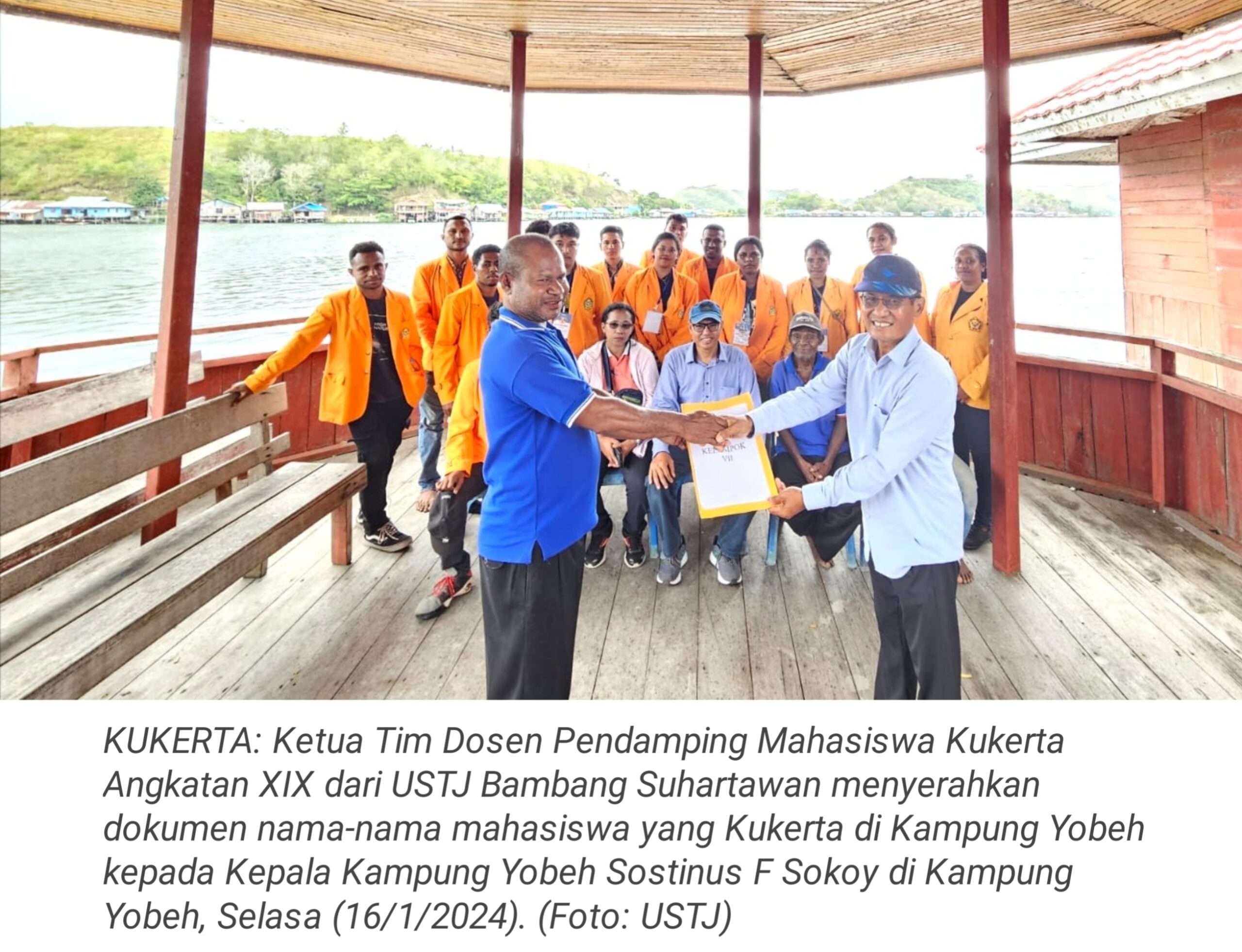 Mahasiswa Ustj Kukerta Di Kampung Yobeh Melakukan Pengolahan Air Bersih Dan Penanaman Pohon